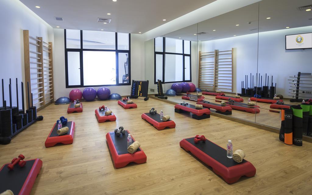 Hotel La Cigale Tabarka Exterior foto The gym at the Mandarin Oriental, Hong Kong