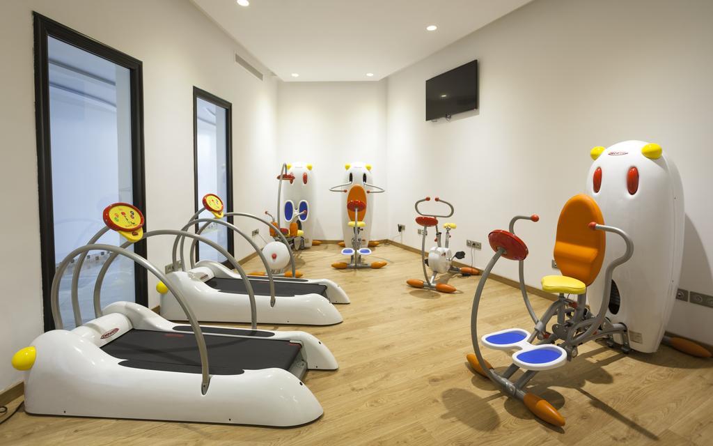 Hotel La Cigale Tabarka Exterior foto The gym at the hospital