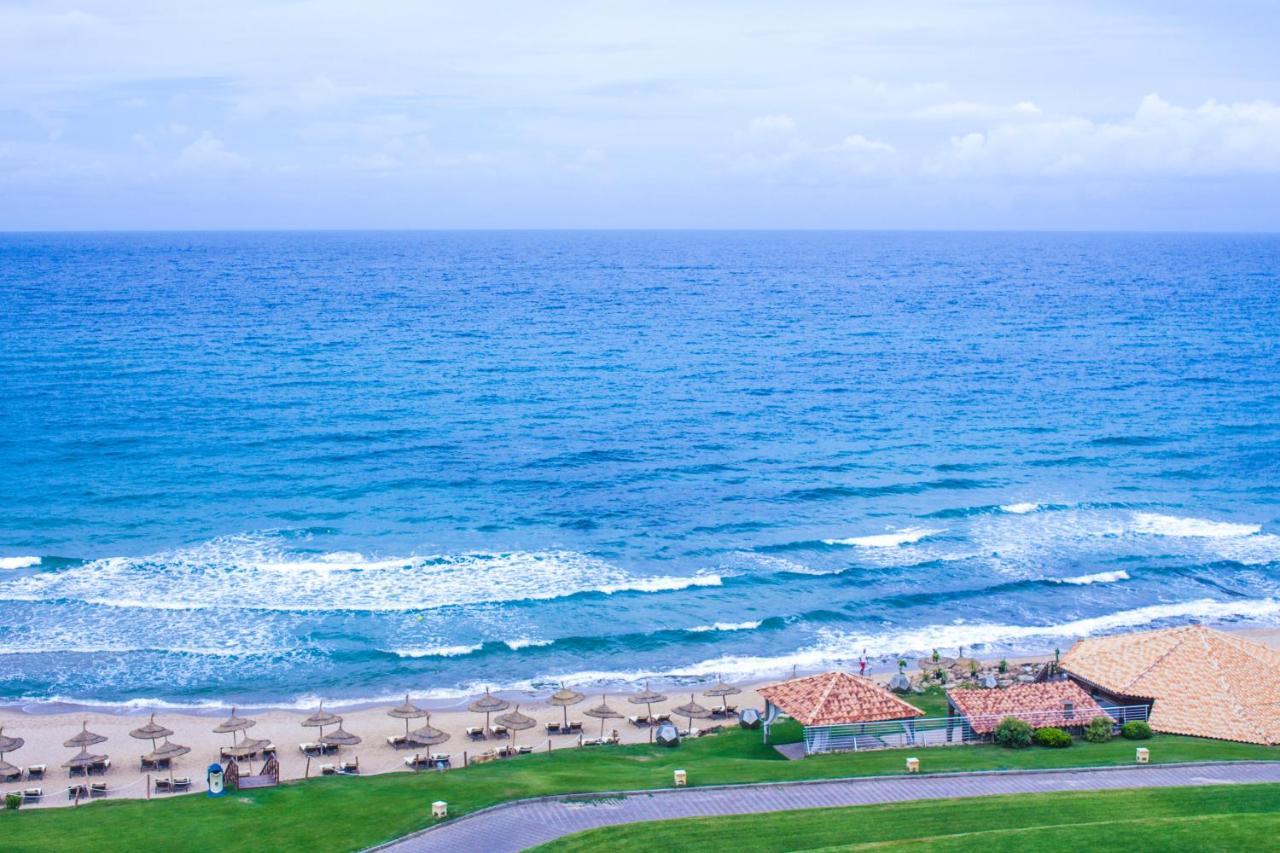 Hotel La Cigale Tabarka Exterior foto The Mediterranean Sea at the Hilton Tel Aviv